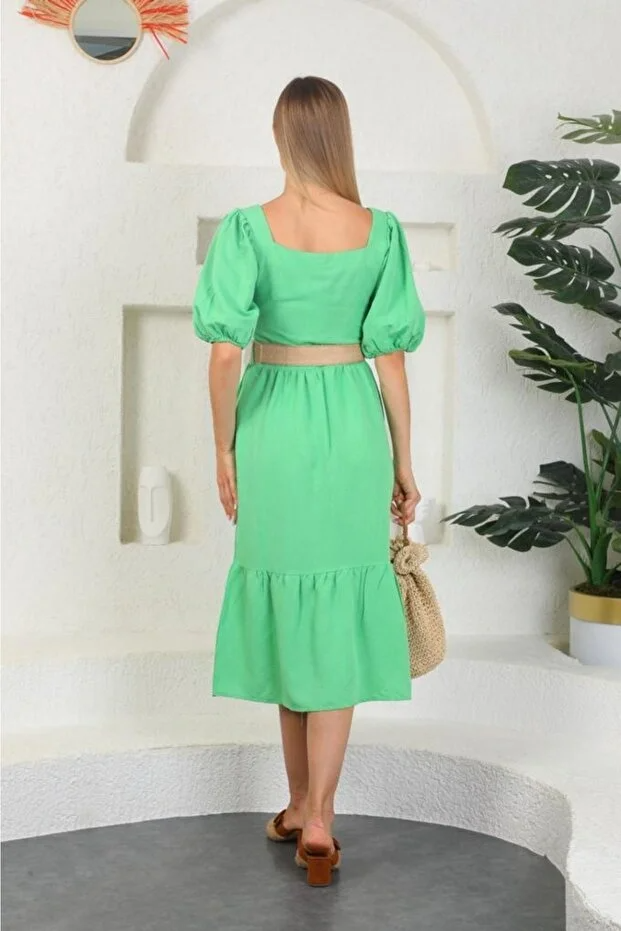 Asur Butik Kadın Keten Kumaş Kemerli Kare Yaka Dar Kalıp Elbise 1 Beden Büyük Alınız.