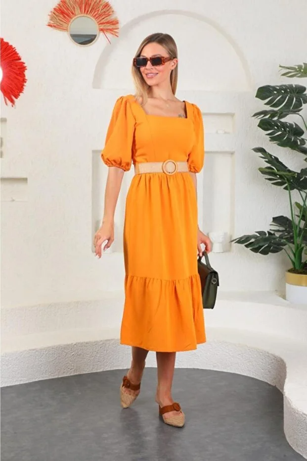 Asur Butik Kadın Keten Kumaş Kemerli Kare Yaka Dar Kalıp Elbise 1 Beden Büyük Alınız.