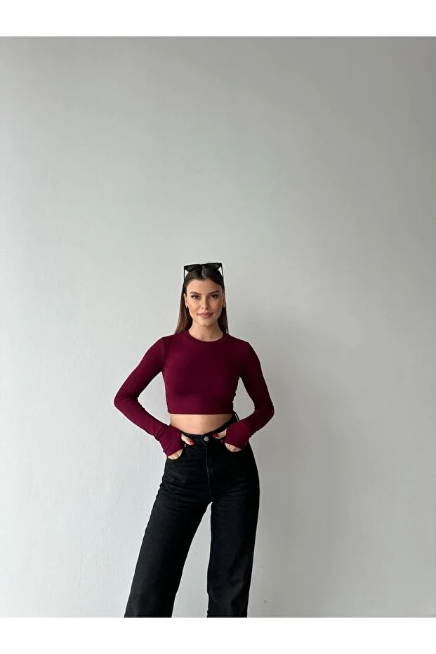 Asur Butik Kadın Parmak Geçirme Detaylı Crop Bluz