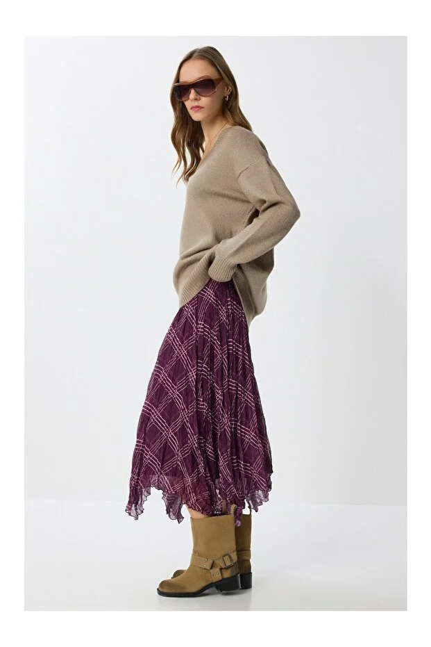 Asur Butik Kadın Asimetrik Kesim Şifon Astarlı Etek