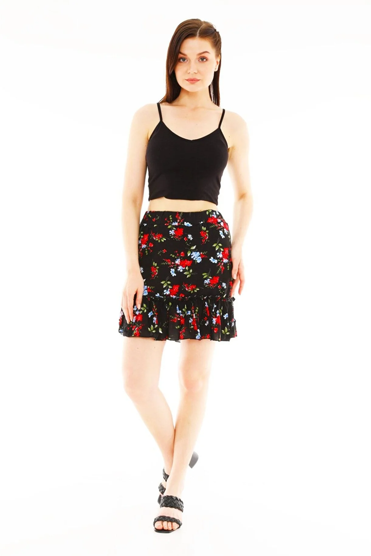 Kadın Siyah Renk Çiçekli Desenli Şortlu Etek