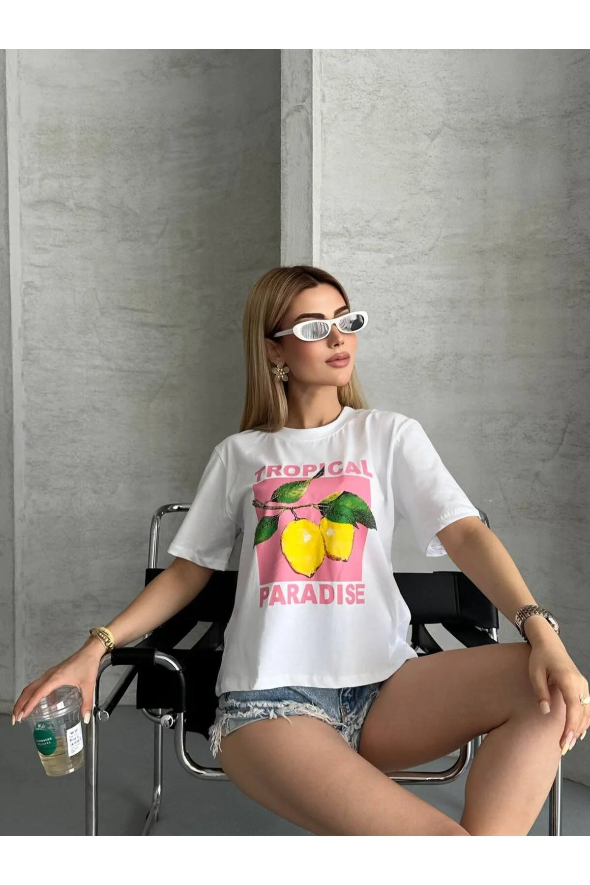 Asur Butik Kadın Ara Boy Limon Baskılı İpeksi Apre Kumaş Tişört